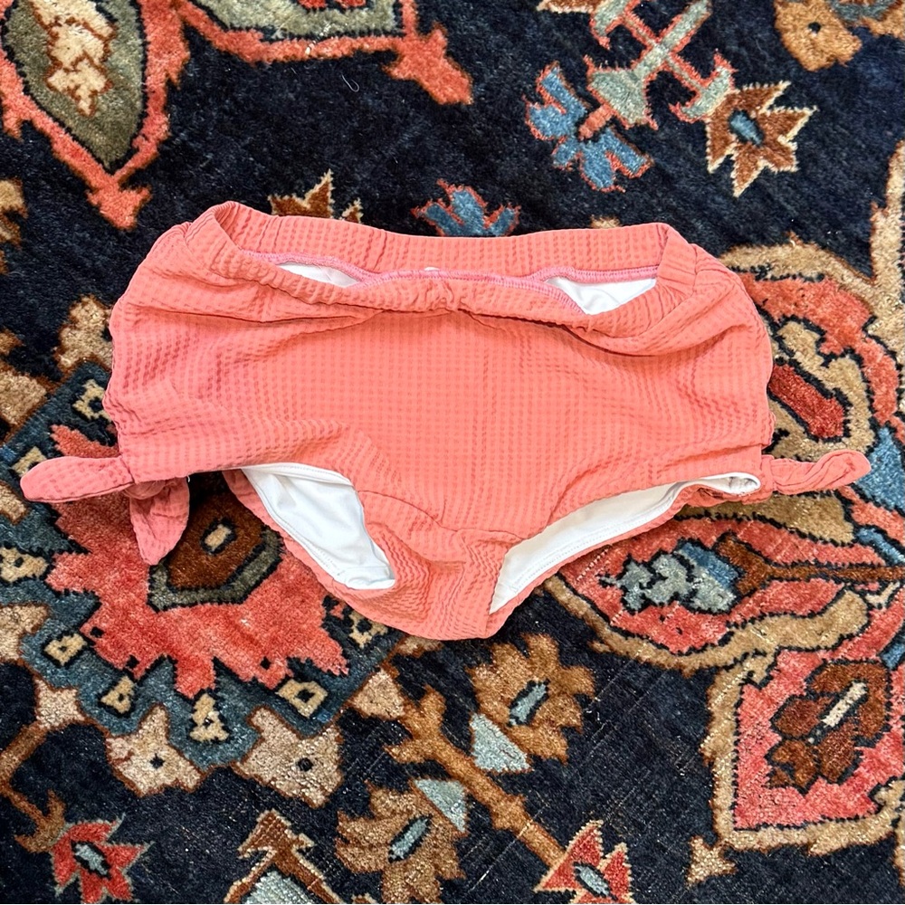 Kids Coral Ruffle Swim Bottoms size 7/8